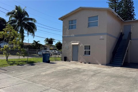 Propiedad comercial en Fort Lauderdale, Florida № 2055172