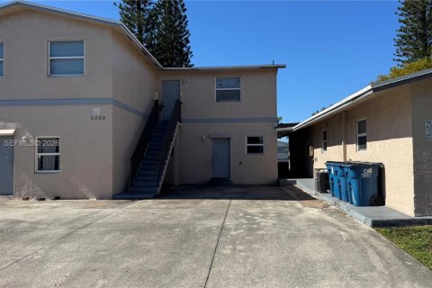 Propiedad comercial en venta en Fort Lauderdale, Florida № 2055172 - foto 2