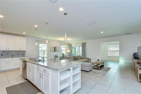 Villa ou maison à vendre à Wesley Chapel, Floride: 3 chambres, 186.73 m2 № 2389086 - photo 20