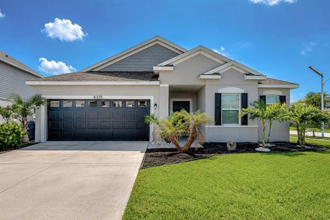 Villa ou maison à vendre à Wesley Chapel, Floride: 3 chambres, 186.73 m2 № 2389086 - photo 2