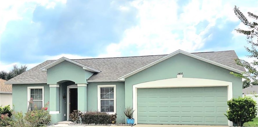 Villa ou maison à Haines City, Floride 3 chambres, 105.07 m2 № 1901942