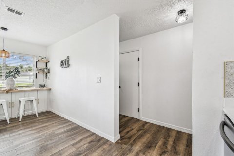 Casa en venta en Wesley Chapel, Florida, 3 dormitorios, 109.07 m2 № 1901962 - foto 28