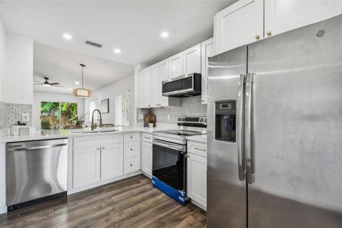 Casa en venta en Wesley Chapel, Florida, 3 dormitorios, 109.07 m2 № 1901962 - foto 30