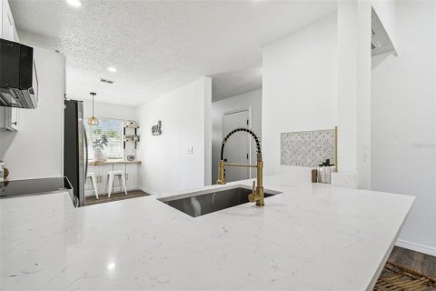 Casa en venta en Wesley Chapel, Florida, 3 dormitorios, 109.07 m2 № 1901962 - foto 23