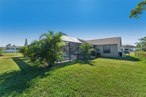 Casa en venta en Cape Coral, Florida, 3 dormitorios, 132.01 m2 № 1749242 - foto 27