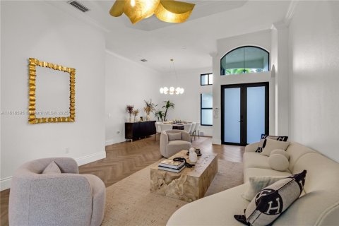 Villa ou maison à vendre à Miramar, Floride: 5 chambres, 264.21 m2 № 1937489 - photo 9