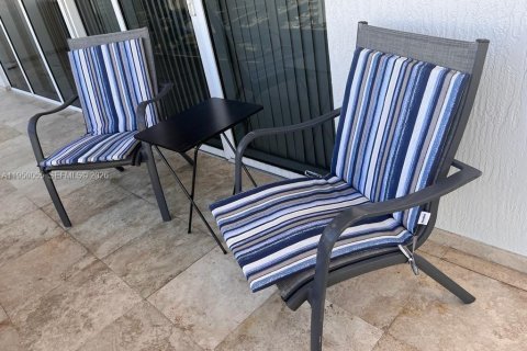 Copropriété à louer à Hallandale Beach, Floride: 2 chambres, 135.45 m2 № 2153063 - photo 18