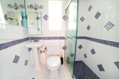 Apartment in Hollywood, Florida 1 bedroom № 2081263 - photo 7