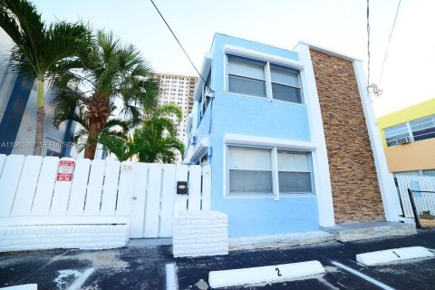 Apartment in Hollywood, Florida 1 bedroom № 2081263 - photo 15