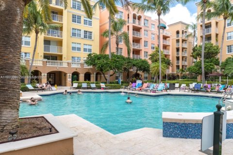 Condo in Aventura, Florida, 1 bedroom  № 1992117 - photo 16
