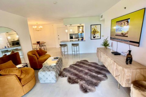Condo in Aventura, Florida, 1 bedroom  № 1992117 - photo 4