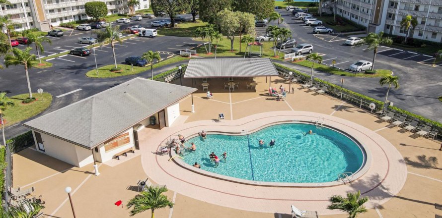 Condo in Boca Raton, Florida, 2 bedrooms № 1116712