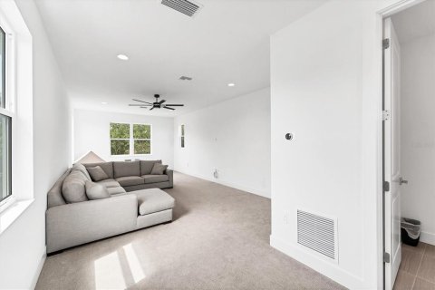 House in Sarasota, Florida 3 bedrooms, 237.37 sq.m. № 1755089 - photo 30