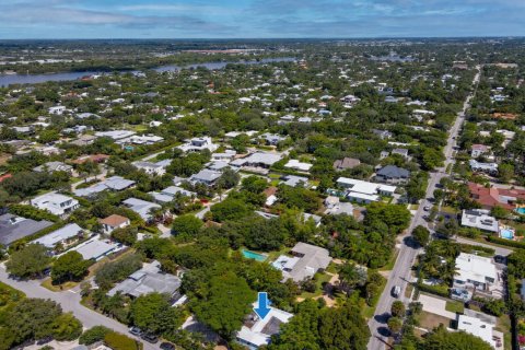 Villa ou maison à louer à Delray Beach, Floride: 4 chambres, 246.56 m2 № 1160331 - photo 1