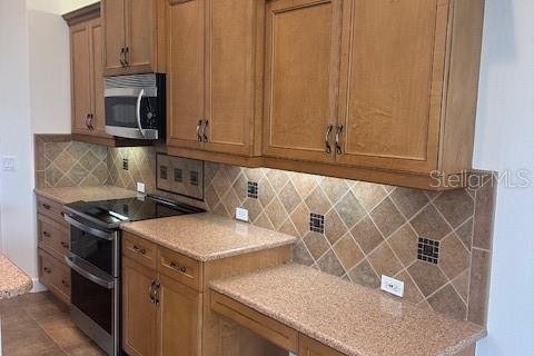 House in Bradenton, Florida 3 bedrooms, 228.26 sq.m. № 1725050 - photo 3