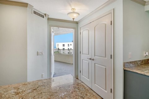 Copropriété à vendre à Sarasota, Floride: 2 chambres, 136.66 m2 № 1899224 - photo 5