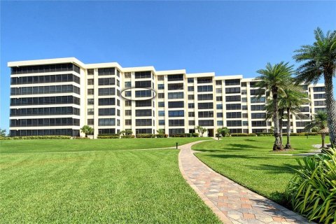 Copropriété à vendre à Sarasota, Floride: 2 chambres, 136.66 m2 № 1899224 - photo 3