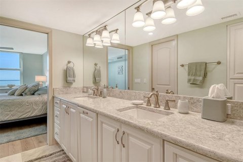 Copropriété à vendre à Sarasota, Floride: 2 chambres, 136.66 m2 № 1899224 - photo 29