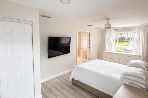Villa ou maison à vendre à Oakland Park, Floride: 2 chambres, 81.01 m2 № 2316262 - photo 12