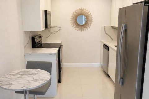 Villa ou maison à vendre à Oakland Park, Floride: 2 chambres, 81.01 m2 № 2316262 - photo 7