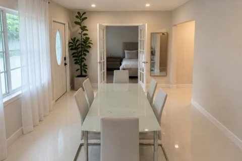 Villa ou maison à vendre à Oakland Park, Floride: 2 chambres, 81.01 m2 № 2316262 - photo 5