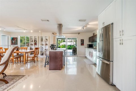 Casa en alquiler en Cutler Bay, Florida, 3 dormitorios, 161.84 m2 № 2010615 - foto 7