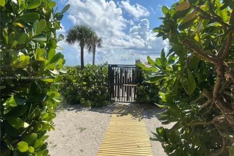 Copropriété à louer à Miami Beach, Floride: 1 chambre, 70.42 m2 № 1896222 - photo 15