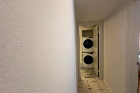 Copropriété à louer à Miami Beach, Floride: 1 chambre, 70.42 m2 № 1896222 - photo 11