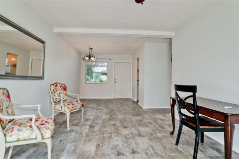Condo in Bradenton, Florida, 1 bedroom  № 1840674 - photo 3