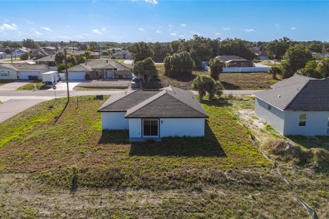 House in North Port, Florida 3 bedrooms, 119.84 sq.m. № 2239116 - photo 28