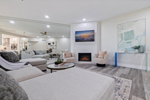 Condominio en venta en Clearwater, Florida, 3 dormitorios, 183.02 m2 № 2419540 - foto 9