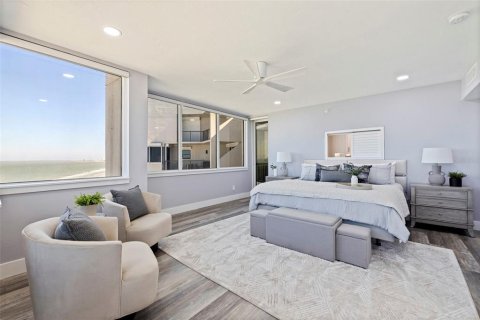 Condominio en venta en Clearwater, Florida, 3 dormitorios, 183.02 m2 № 2419540 - foto 23