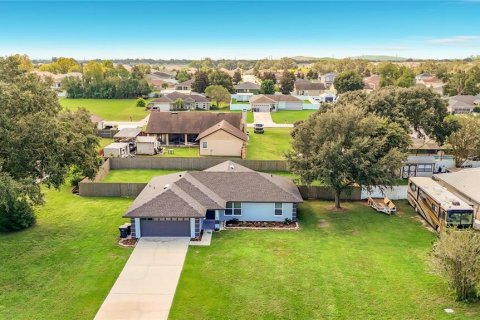 House in Lakeland, Florida 3 bedrooms, 153.01 sq.m. № 2423920 - photo 3
