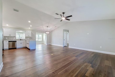 House in Lakeland, Florida 3 bedrooms, 153.01 sq.m. № 2423920 - photo 6