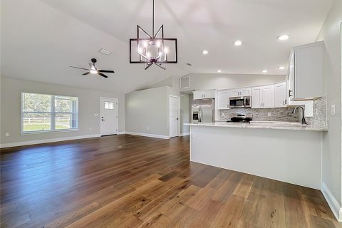 House in Lakeland, Florida 3 bedrooms, 153.01 sq.m. № 2423920 - photo 17