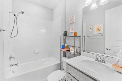 Casa en venta en Clermont, Florida, 5 dormitorios, 268.77 m2 № 1590696 - foto 26