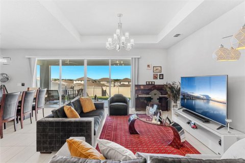 Casa en venta en Clermont, Florida, 5 dormitorios, 268.77 m2 № 1590696 - foto 17