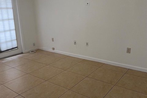 Adosado en alquiler en Coral Springs, Florida, 3 dormitorios, 161.84 m2 № 2083496 - foto 3