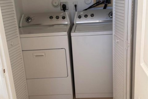 Adosado en alquiler en Coral Springs, Florida, 3 dormitorios, 161.84 m2 № 2083496 - foto 19