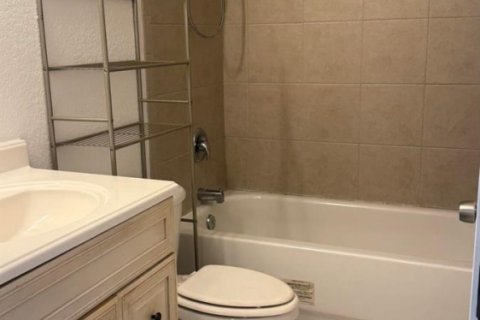 Adosado en alquiler en Coral Springs, Florida, 3 dormitorios, 161.84 m2 № 2083496 - foto 15