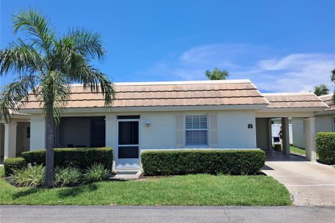 House in Sarasota, Florida 2 bedrooms, 87.24 sq.m. № 1749558 - photo 1