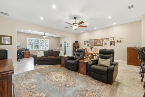 Villa ou maison à vendre à Polk City, Floride: 2 chambres, 213.3 m2 № 2143423 - photo 14