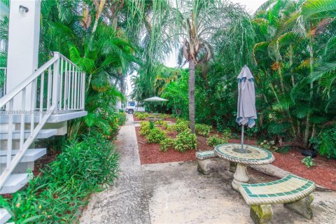 Condominio en alquiler en Lake Worth, Florida, 2 dormitorios, 85.84 m2 № 2075390 - foto 11