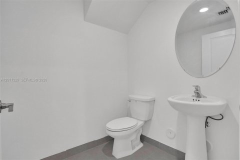 Touwnhouse à vendre à Homestead, Floride: 3 chambres, 148.64 m2 № 2075157 - photo 15
