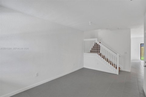 Touwnhouse à vendre à Homestead, Floride: 3 chambres, 148.64 m2 № 2075157 - photo 7