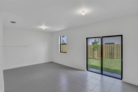 Touwnhouse à vendre à Homestead, Floride: 3 chambres, 148.64 m2 № 2075157 - photo 14