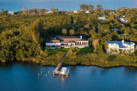 House in Jupiter Island, Florida 4 bedrooms, 878.67 sq.m. № 2084083 - photo 13