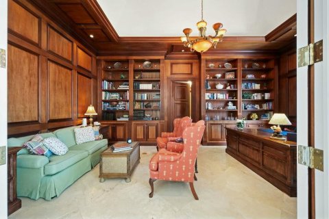 House in Jupiter Island, Florida 4 bedrooms, 878.67 sq.m. № 2084083 - photo 19