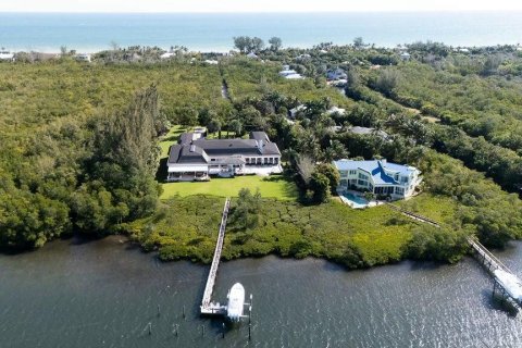 House in Jupiter Island, Florida 4 bedrooms, 878.67 sq.m. № 2084083 - photo 6