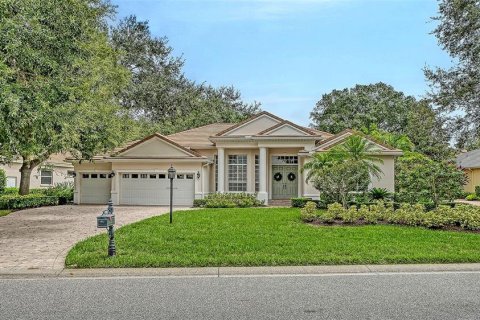 House in University Park, Florida 3 bedrooms, 249.54 sq.m. № 2393619